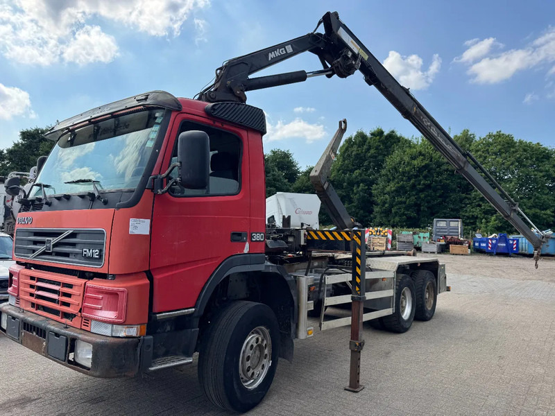 Volvo FM 12.380 **6X6-BELGIAN TRUCK-FULL STEEL-BIG AXXLE** - Horgos rakodó teherautó, Darus autó: 1 kép. Volvo FM 12.380 **6X6-BELGIAN TRUCK-FULL STEEL-BIG AXXLE** - Horgos rakodó teherautó, Darus autó: 1 kép.