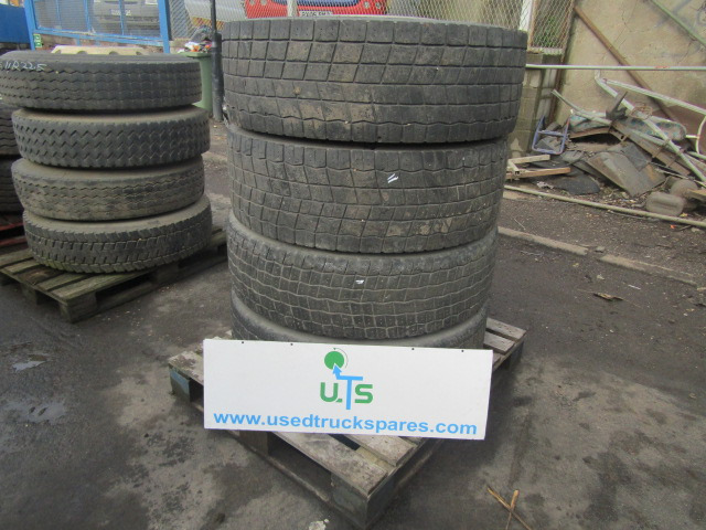 315/70/22.5 ‘ALCOA’ 4 ALLOYS DRIVE PATTERN - Gumiabroncs - Teherautó: 1 kép. 315/70/22.5 ‘ALCOA’ 4 ALLOYS DRIVE PATTERN - Gumiabroncs - Teherautó: 1 kép.