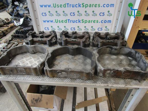 CAT C10 C12 FULL SET JAKE BRAKE + SPACES TYPE 310A - Motor és alkatrészek - Teherautó: 1 kép. CAT C10 C12 FULL SET JAKE BRAKE + SPACES TYPE 310A - Motor és alkatrészek - Teherautó: 1 kép.
