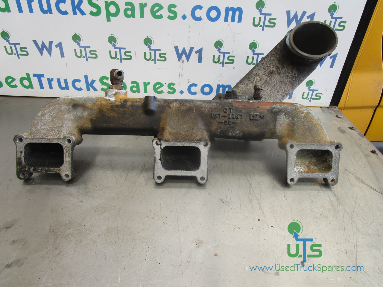 CAT C10 / C12 INLET MANIFOLD P/NO 157-0097 - Motor és alkatrészek - Teherautó: 1 kép. CAT C10 / C12 INLET MANIFOLD P/NO 157-0097 - Motor és alkatrészek - Teherautó: 1 kép.