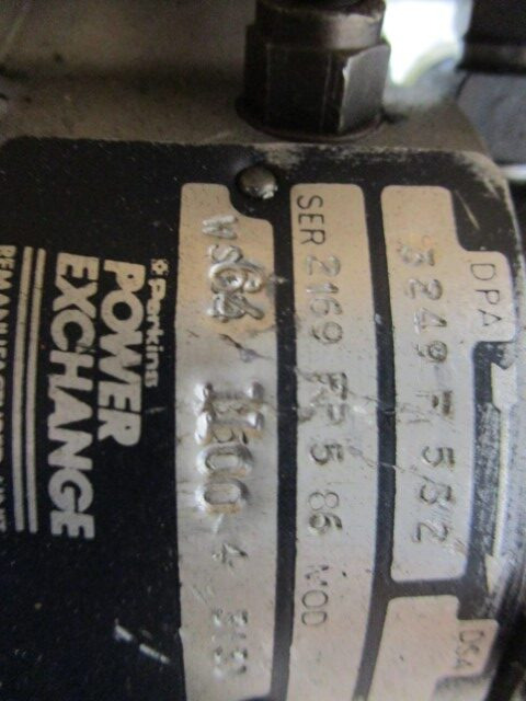 CAV ROTO PERKINS DPA DIESEL FUEL INJECTION PUMP TYPE 3249F332 - Üzemanyagrendszer - Teherautó: 2 kép. CAV ROTO PERKINS DPA DIESEL FUEL INJECTION PUMP TYPE 3249F332 - Üzemanyagrendszer - Teherautó: 2 kép.