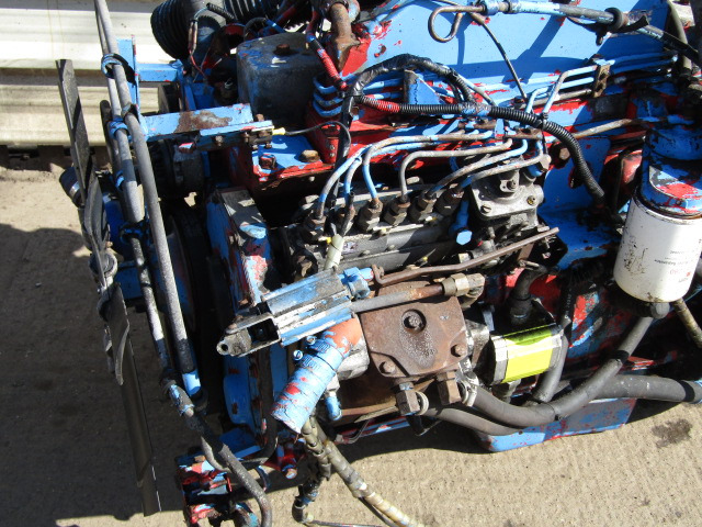 CUMMINS 6BT 210 INLINE PUMP COMPLETE ENGINE (REMOVED FROM DOCK SPOTTER) - Motor - Teherautó: 3 kép. CUMMINS 6BT 210 INLINE PUMP COMPLETE ENGINE (REMOVED FROM DOCK SPOTTER) - Motor - Teherautó: 3 kép.