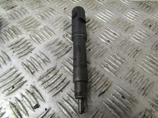 DAF CF / XF EURO 3 BOSCH INJECTORS P/no B432002259 - Üzemanyagrendszer - Teherautó: 2 kép. DAF CF / XF EURO 3 BOSCH INJECTORS P/no B432002259 - Üzemanyagrendszer - Teherautó: 2 kép.