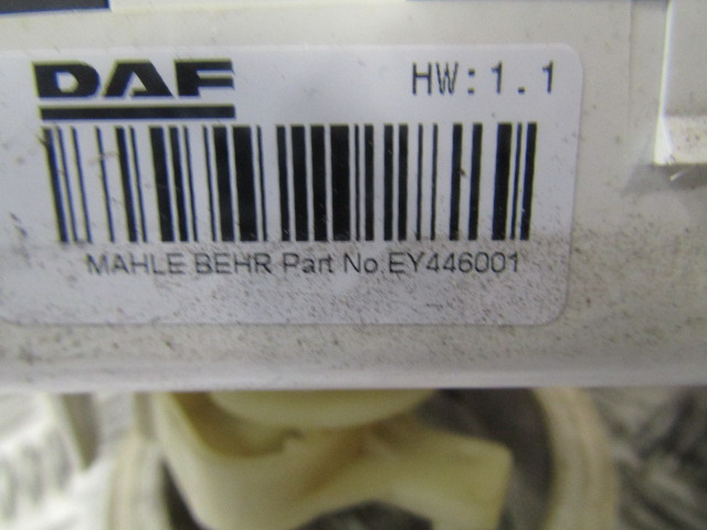 DAF LF 220 EURO 6 CAB HEATER CONTROL UNIT P/NO EY446001 - Fülke és belső tér - Teherautó: 2 kép. DAF LF 220 EURO 6 CAB HEATER CONTROL UNIT P/NO EY446001 - Fülke és belső tér - Teherautó: 2 kép.