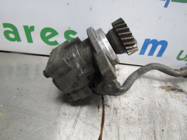HINO 300 SERIES (N04C) POWER STEERING PUMP COMPLETE - Kormányzás - Teherautó: 2 kép. HINO 300 SERIES (N04C) POWER STEERING PUMP COMPLETE - Kormányzás - Teherautó: 2 kép.