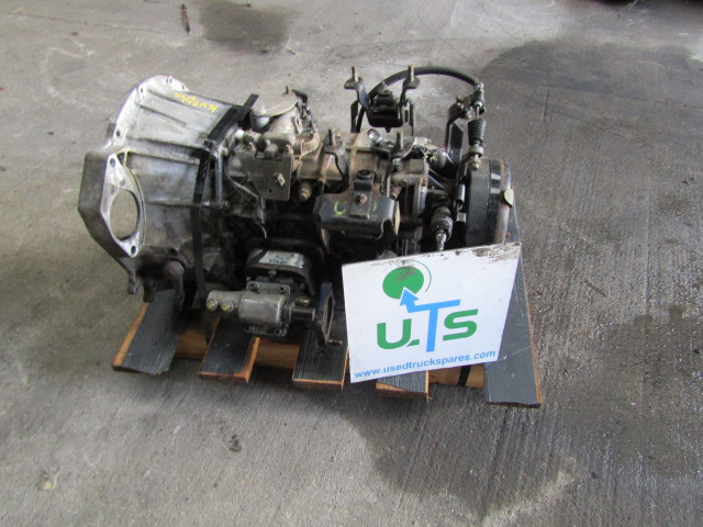 ISUZU 6 SPEED MANUAL GEARBOX P/NO MZ087 – TO257182 - Sebességváltó - Teherautó: 3 kép. ISUZU 6 SPEED MANUAL GEARBOX P/NO MZ087 – TO257182 - Sebességváltó - Teherautó: 3 kép.