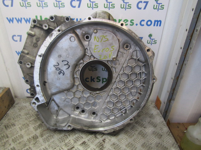 ISUZU N75 4HK1 EURO 5 FLYWHEEL BELLHOUSING (AUTO) - Sebességváltó - Teherautó: 1 kép. ISUZU N75 4HK1 EURO 5 FLYWHEEL BELLHOUSING (AUTO) - Sebességváltó - Teherautó: 1 kép.