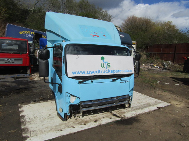 ISUZU N75 CAB (2012) - Fülke - Teherautó: 1 kép. ISUZU N75 CAB (2012) - Fülke - Teherautó: 1 kép.