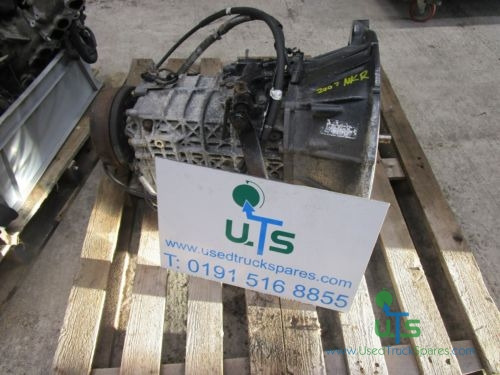 ISUZU NKR 5 SPEED MANUAL GEARBOX - Sebességváltó - Teherautó: 1 kép. ISUZU NKR 5 SPEED MANUAL GEARBOX - Sebességváltó - Teherautó: 1 kép.
