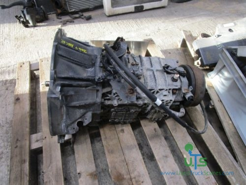 ISUZU NKR 5 SPEED MANUAL GEARBOX - Sebességváltó - Teherautó: 2 kép. ISUZU NKR 5 SPEED MANUAL GEARBOX - Sebességváltó - Teherautó: 2 kép.