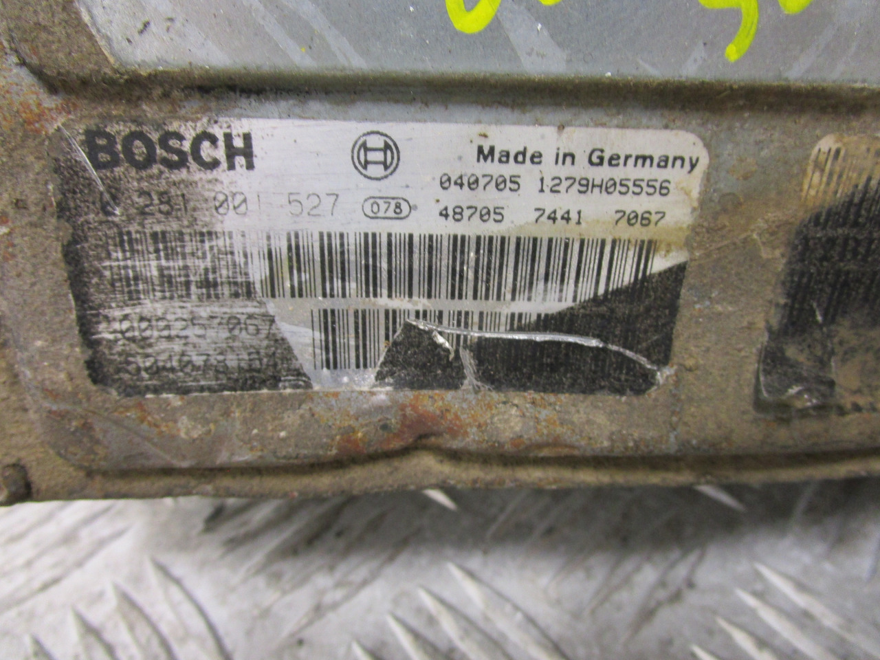 IVECO CURSOR 8 260 ENGINE ECU KIT P/NO 0281001527 - ECU - Teherautó: 2 kép. IVECO CURSOR 8 260 ENGINE ECU KIT P/NO 0281001527 - ECU - Teherautó: 2 kép.