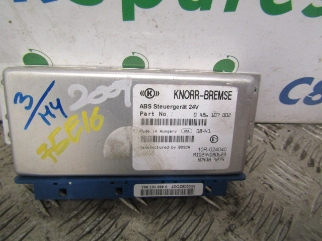 IVECO TECTOR 75E16 ABS ECU P/NO 0486107002 / IVECO 504089275 - ECU - Teherautó: 1 kép. IVECO TECTOR 75E16 ABS ECU P/NO 0486107002 / IVECO 504089275 - ECU - Teherautó: 1 kép.