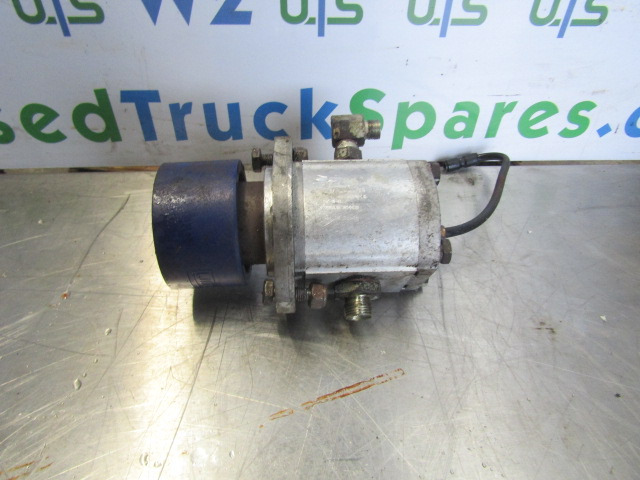 JOHNSTON JETTING PUMP HYDRAULIC DRIVE MOTOR - Hidraulikus motor - Többcélú/ Speciális jármű: 1 kép. JOHNSTON JETTING PUMP HYDRAULIC DRIVE MOTOR - Hidraulikus motor - Többcélú/ Speciális jármű: 1 kép.