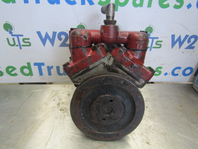 JOHNSTON VT650 WATER PUMP MODEL 600 - Hűtőfolyadék szivattyú - Többcélú/ Speciális jármű: 3 kép. JOHNSTON VT650 WATER PUMP MODEL 600 - Hűtőfolyadék szivattyú - Többcélú/ Speciális jármű: 3 kép.