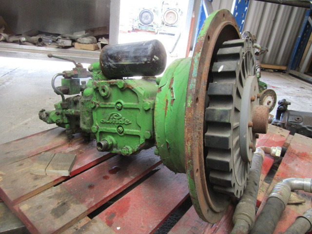 LINDE HYDRAULIC GEARBOX TYPE BPV70 REH - Hidraulika - Teherautó: 3 kép. LINDE HYDRAULIC GEARBOX TYPE BPV70 REH - Hidraulika - Teherautó: 3 kép.