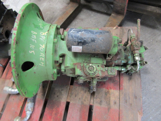 LINDE HYDRAULIC GEARBOX TYPE BPV70 REH - Hidraulika - Teherautó: 1 kép. LINDE HYDRAULIC GEARBOX TYPE BPV70 REH - Hidraulika - Teherautó: 1 kép.