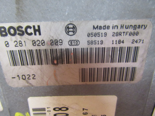 MAN M2000 SERIES 220 ENGINE ECU BOSCH P/NO 0.281020009 - ECU - Teherautó: 3 kép. MAN M2000 SERIES 220 ENGINE ECU BOSCH P/NO 0.281020009 - ECU - Teherautó: 3 kép.