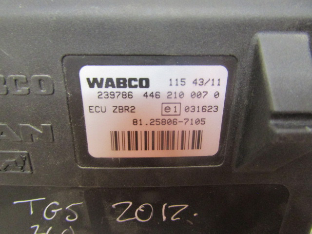 MAN TGS ZBR2 ECU WABCO P/NO 446 210 0070 MAN P/NO 81.25806.7105 - ECU - Teherautó: 2 kép. MAN TGS ZBR2 ECU WABCO P/NO 446 210 0070 MAN P/NO 81.25806.7105 - ECU - Teherautó: 2 kép.