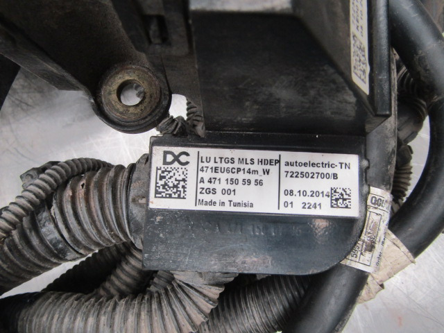 MERCEDES ACTROS MP4 OM471-6 ENGINE ECU WIRING HARNESS P/NO 471 150 5956 - Elektromos rendszer - Teherautó: 2 kép. MERCEDES ACTROS MP4 OM471-6 ENGINE ECU WIRING HARNESS P/NO 471 150 5956 - Elektromos rendszer - Teherautó: 2 kép.