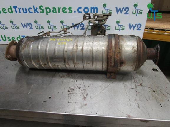 MITSUBISHI FUSO 75C CATALYST / DPF (SCR SYSTEM) P/NO ME556047 - Kipufogórendszer - Teherautó: 1 kép. MITSUBISHI FUSO 75C CATALYST / DPF (SCR SYSTEM) P/NO ME556047 - Kipufogórendszer - Teherautó: 1 kép.