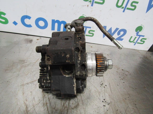 SCHMIDT SWINGO HIGH PRESSURE FUEL PUMP TYPE ‘BOSCH’ P/NO 0445 010 084 - Üzemanyagrendszer - Teherautó: 2 kép. SCHMIDT SWINGO HIGH PRESSURE FUEL PUMP TYPE ‘BOSCH’ P/NO 0445 010 084 - Üzemanyagrendszer - Teherautó: 2 kép.