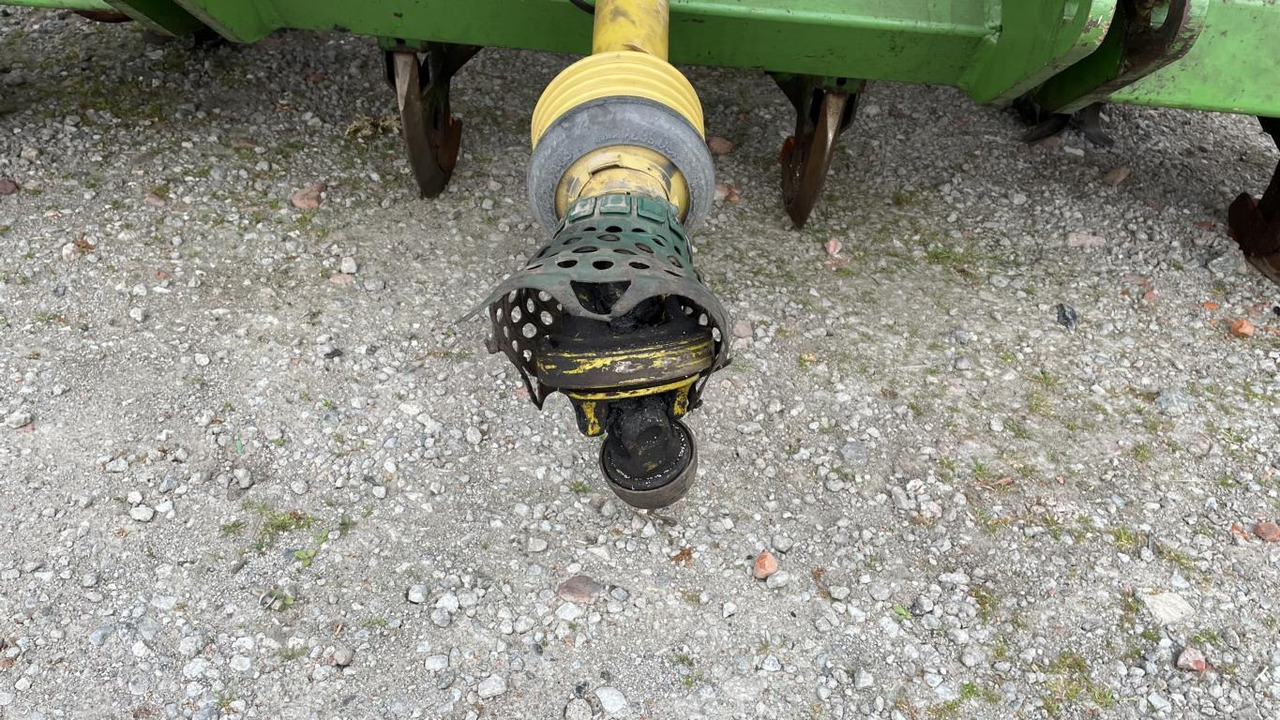 Amazone ED 602-K - Szemenkénti vetőgép: 2 kép. Amazone ED 602-K - Szemenkénti vetőgép: 2 kép.
