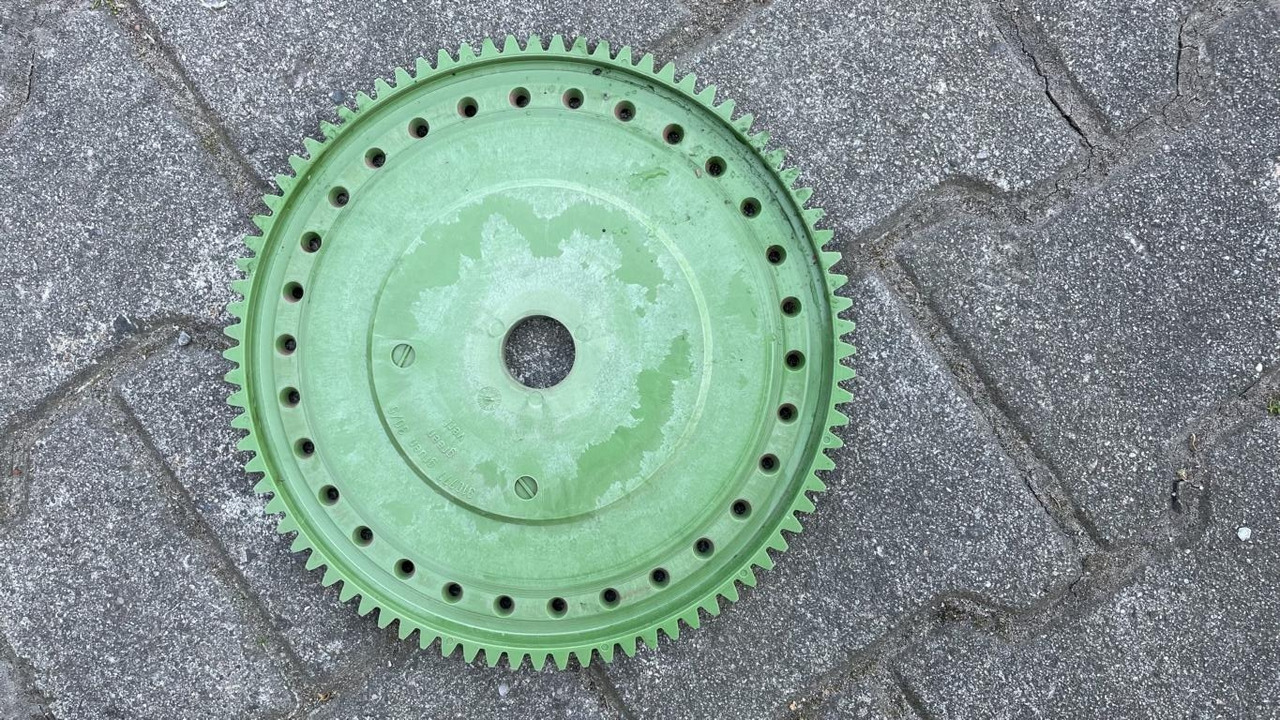 Amazone ED 602-K - Szemenkénti vetőgép: 5 kép. Amazone ED 602-K - Szemenkénti vetőgép: 5 kép.