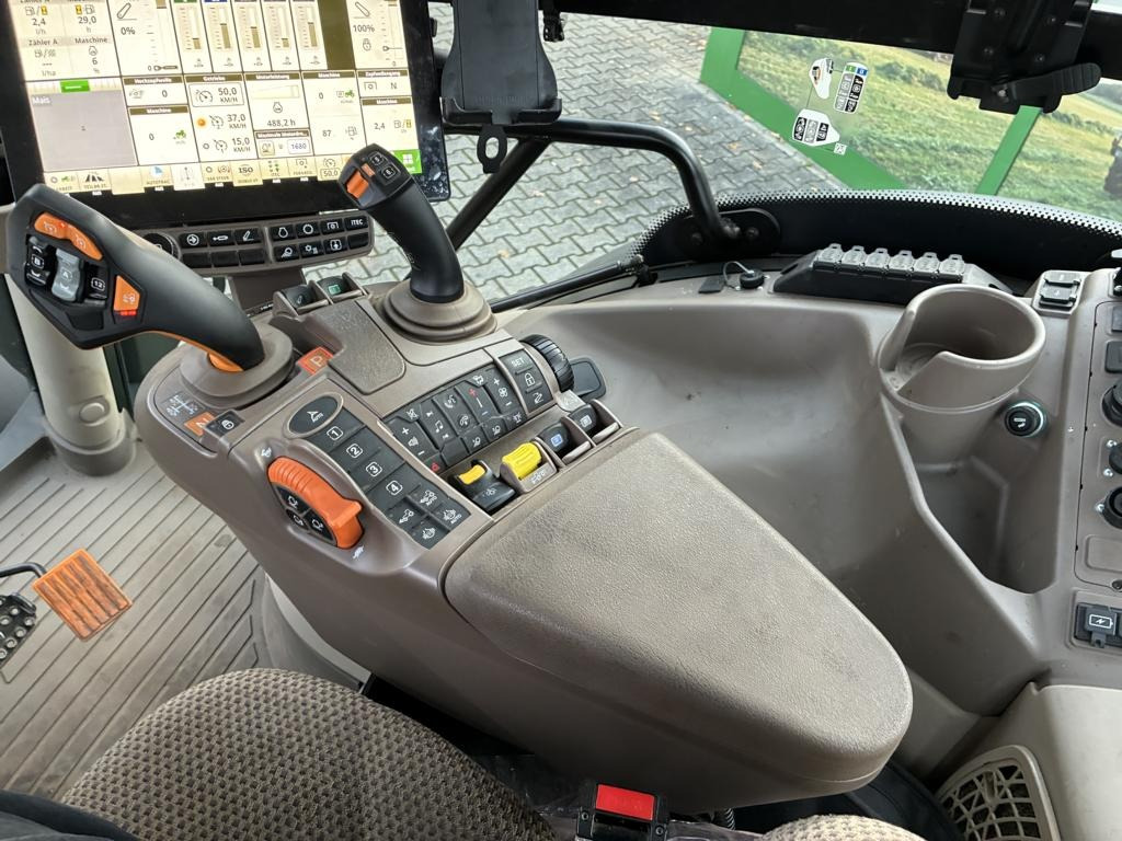 John Deere 6R150 - Traktor: 4 kép. John Deere 6R150 - Traktor: 4 kép.