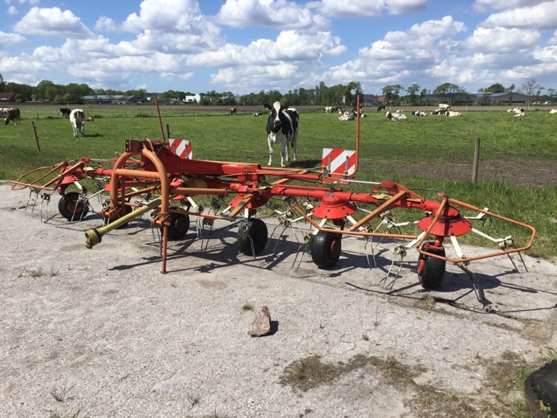 Pöttinger HIT 69 N-Z lízing Pöttinger HIT 69 N-Z: 14 kép. Pöttinger HIT 69 N-Z lízing Pöttinger HIT 69 N-Z: 14 kép.