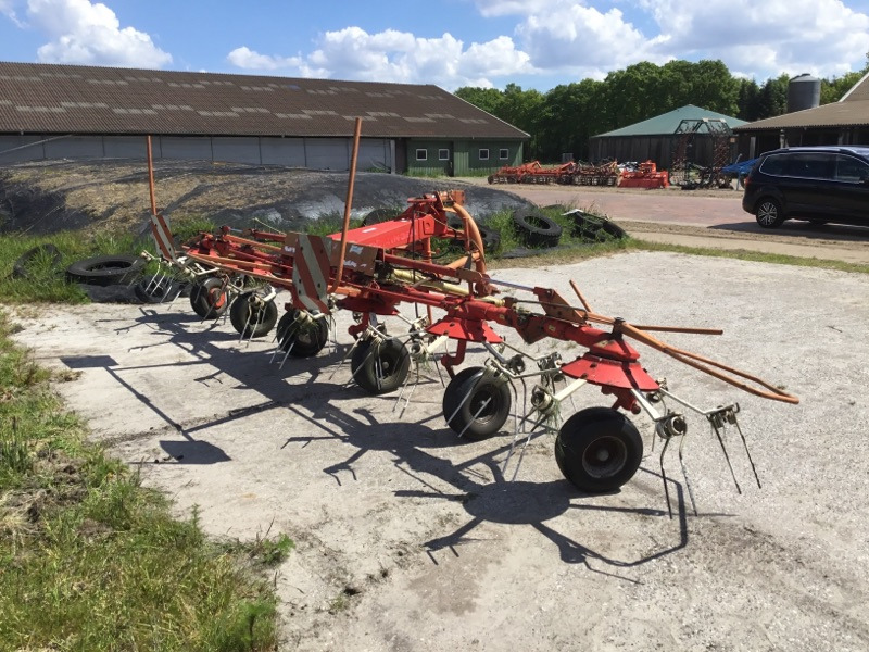 Pöttinger HIT 69 N-Z lízing Pöttinger HIT 69 N-Z: 12 kép. Pöttinger HIT 69 N-Z lízing Pöttinger HIT 69 N-Z: 12 kép.