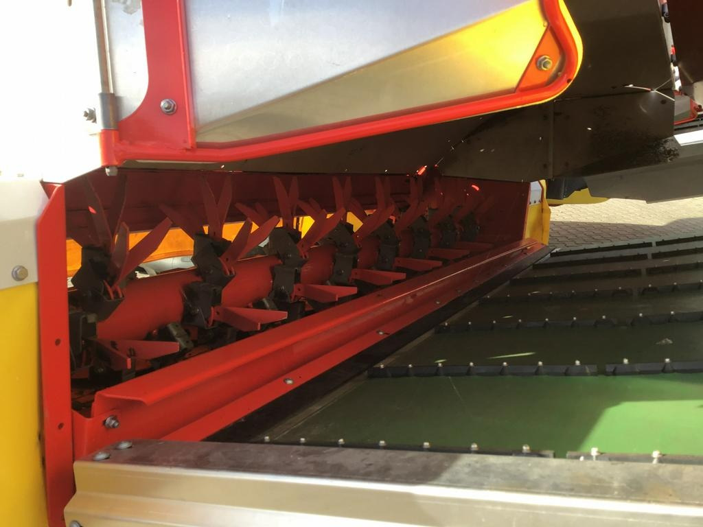 Új Fűkasza Pöttinger NOVACAT V 10000 ED CL: 10 kép. Új Fűkasza Pöttinger NOVACAT V 10000 ED CL: 10 kép.