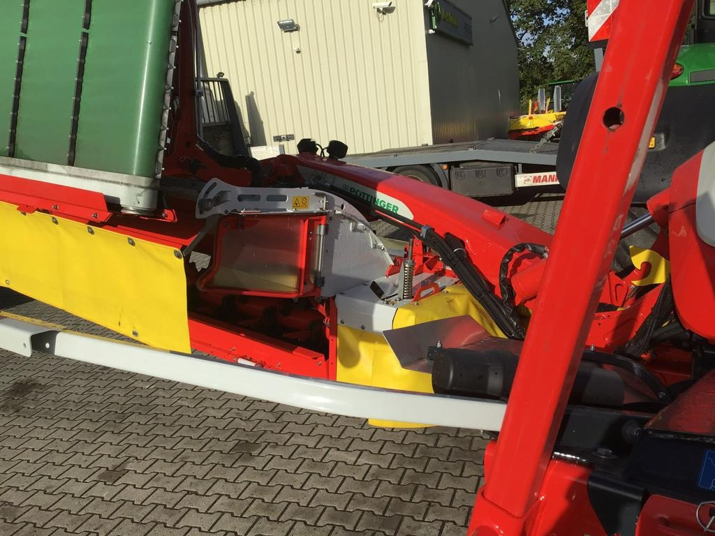 Új Fűkasza Pöttinger NOVACAT V 10000 ED CL: 16 kép. Új Fűkasza Pöttinger NOVACAT V 10000 ED CL: 16 kép.