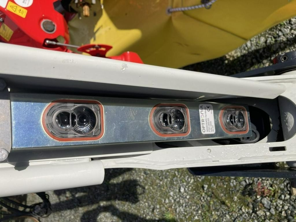 Pöttinger SENSOSAFE 300 - Fűkasza: 5 kép. Pöttinger SENSOSAFE 300 - Fűkasza: 5 kép.