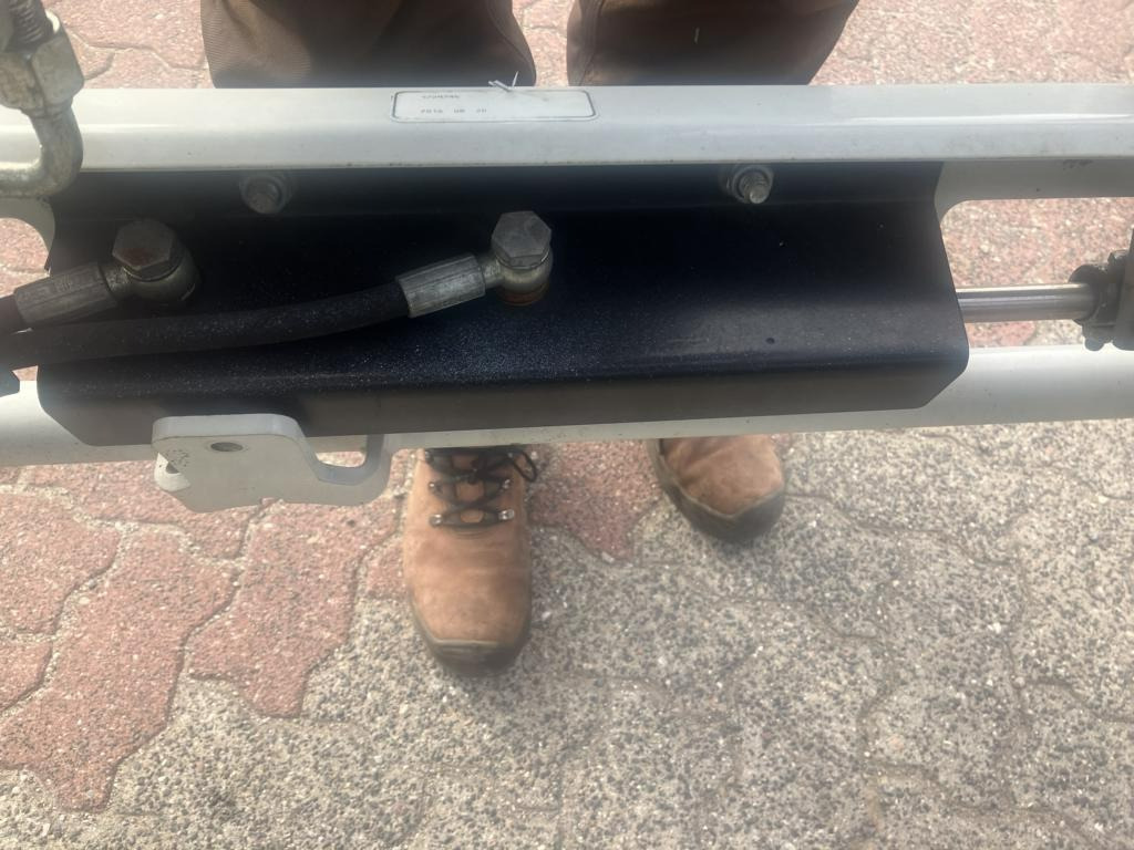 Steyr 4105 Multi - Traktor: 3 kép. Steyr 4105 Multi - Traktor: 3 kép.