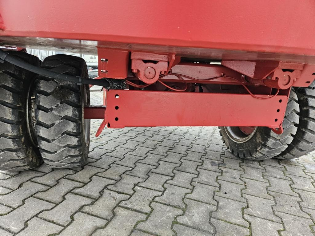 Strautmann VERTI-MIX 1251 - Etetőkocsi: 5 kép. Strautmann VERTI-MIX 1251 - Etetőkocsi: 5 kép.