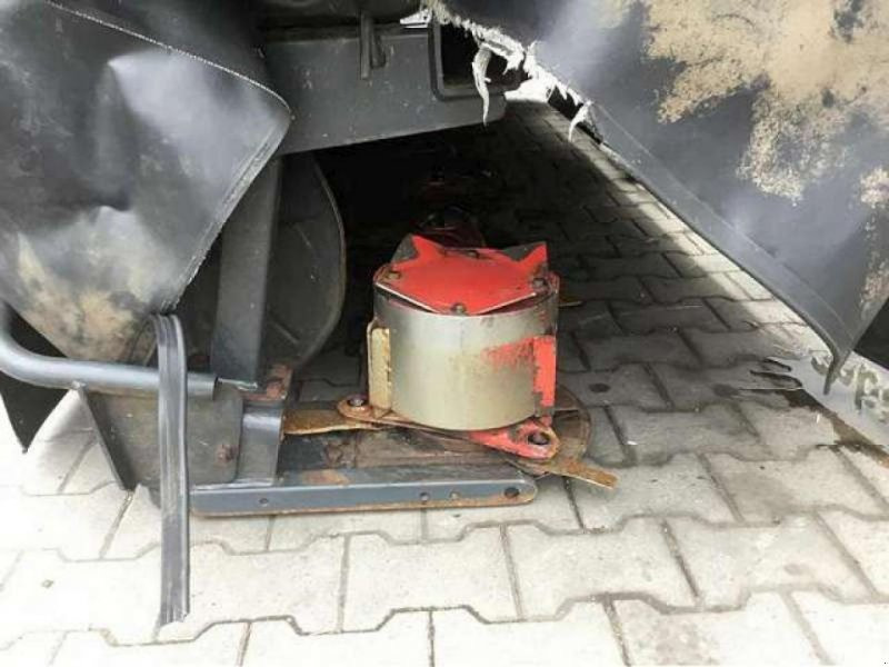 Vicon 332 F - Fűkasza: 5 kép. Vicon 332 F - Fűkasza: 5 kép.
