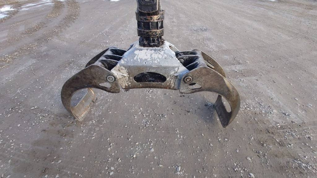 Komatsu 845 - Kihordó: 2 kép. Komatsu 845 - Kihordó: 2 kép.