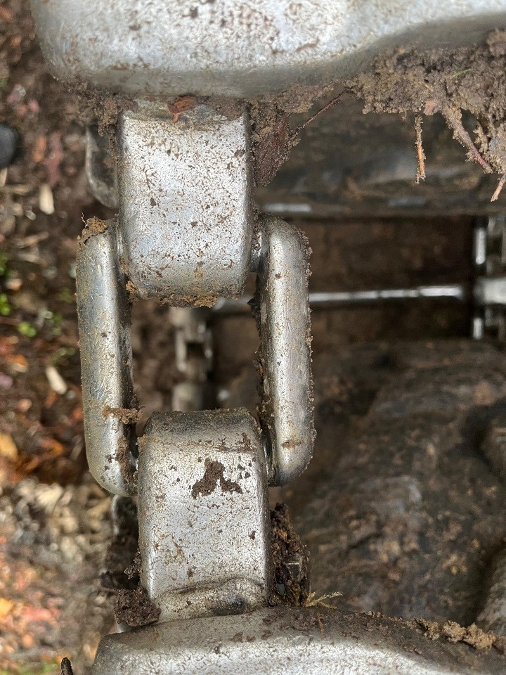 Komatsu 875 - Kihordó: 5 kép. Komatsu 875 - Kihordó: 5 kép.