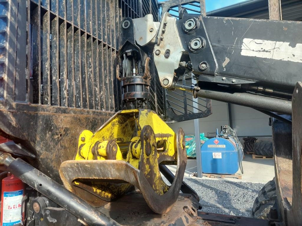 Kihordó Komatsu 875: 19 kép.