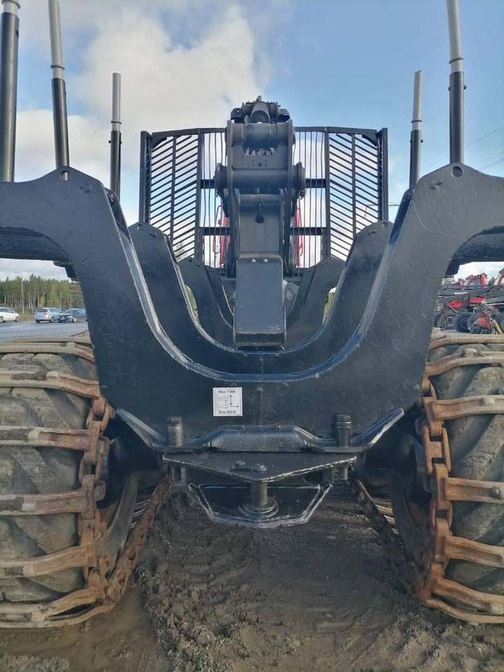 Komatsu 875  - Kihordó: 2 kép. Komatsu 875  - Kihordó: 2 kép.