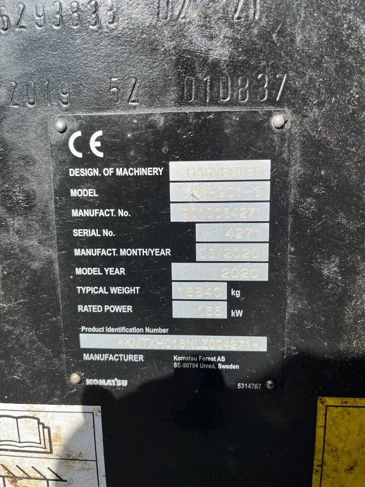 Fakitermelő gép Komatsu 901: 17 kép.