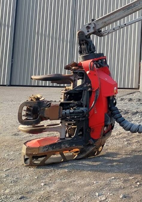 Komatsu 931 - Fakitermelő gép: 5 kép. Komatsu 931 - Fakitermelő gép: 5 kép.