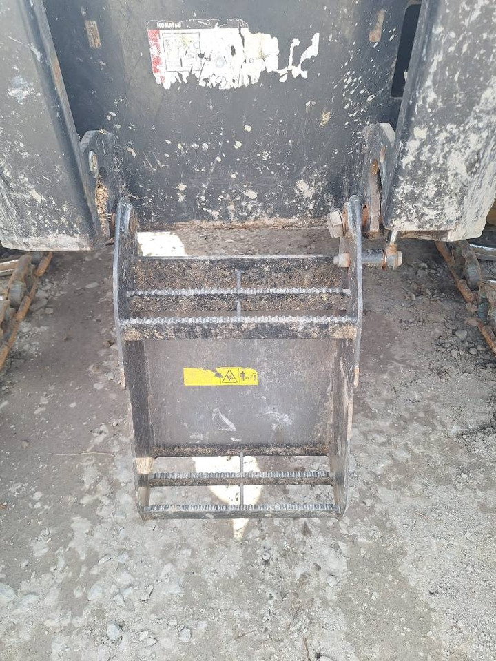 Fakitermelő gép Komatsu 931: 10 kép.