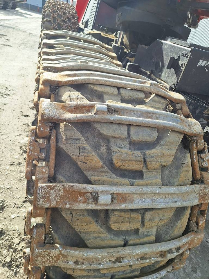 Fakitermelő gép Komatsu 931: 8 kép.
