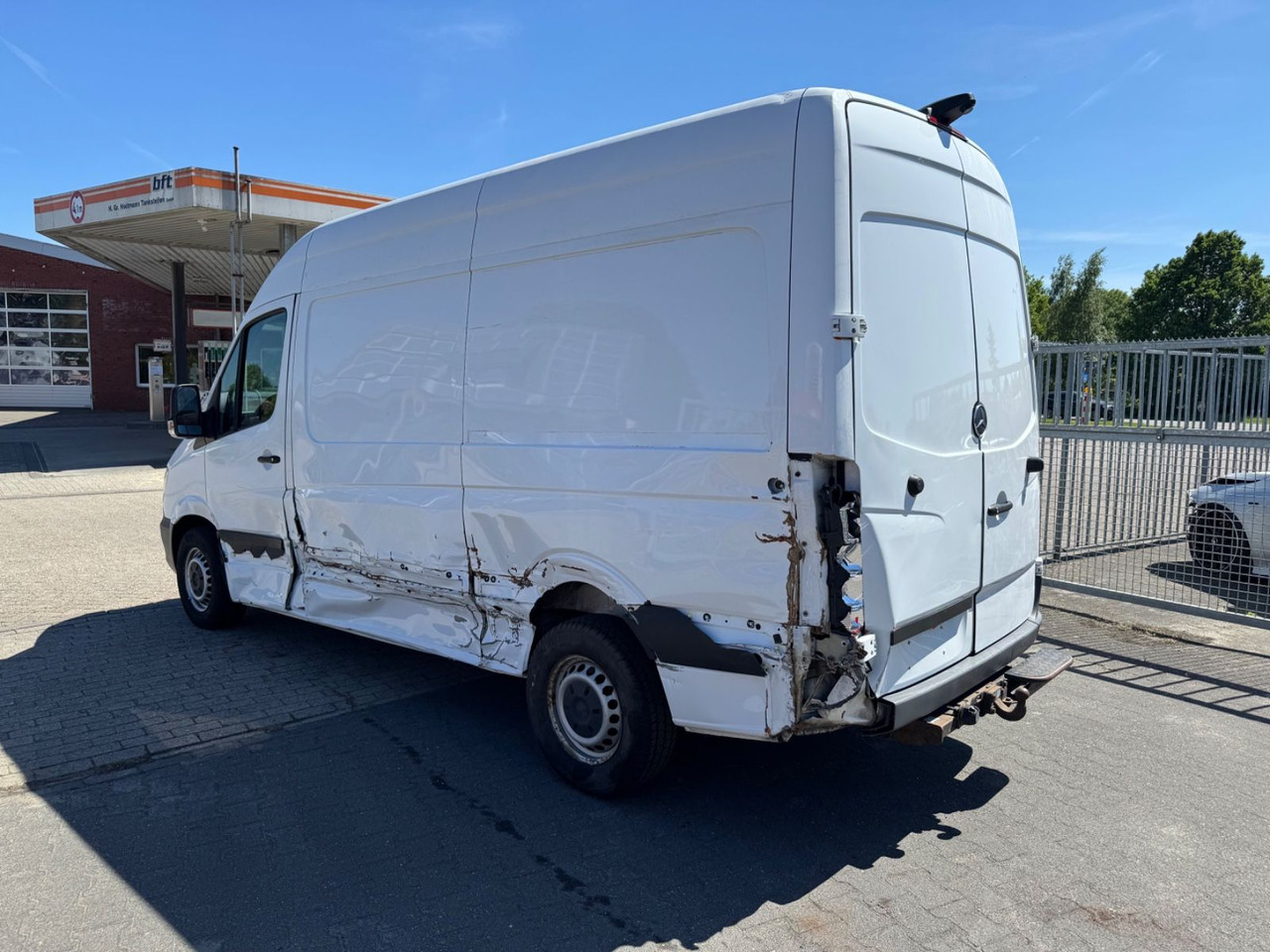 Mercedes-Benz Sprinter 316 CDI KASTEN L+H 107.000KM AHK 3,5T - Furgon: 3 kép. Mercedes-Benz Sprinter 316 CDI KASTEN L+H 107.000KM AHK 3,5T - Furgon: 3 kép.