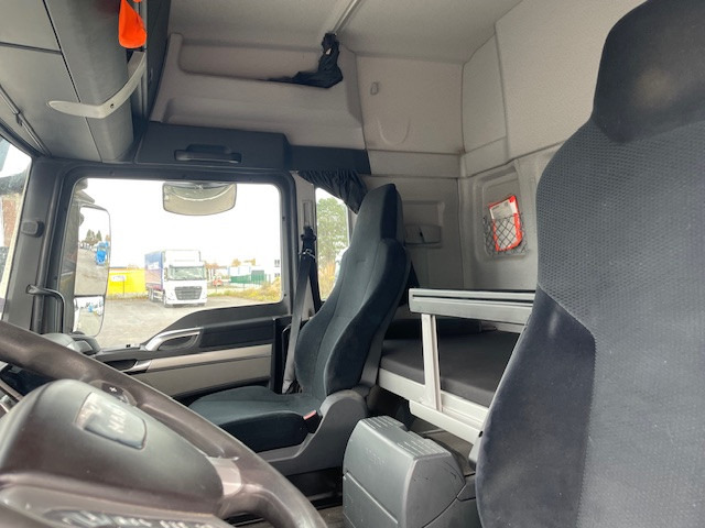 Nyergesvontató MAN TGX: 6 kép.