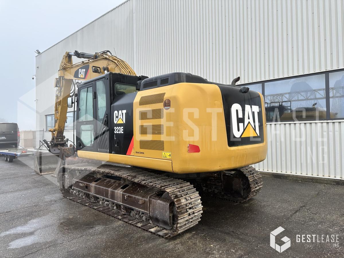 Caterpillar 323 EL ! GRADE CONTROL ! 2D - Lánctalpas kotró: 2 kép. Caterpillar 323 EL ! GRADE CONTROL ! 2D - Lánctalpas kotró: 2 kép.