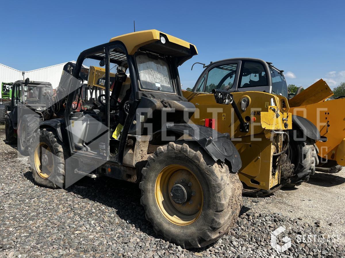 Caterpillar TH 337 C - Teleszkópos rakodó: 2 kép. Caterpillar TH 337 C - Teleszkópos rakodó: 2 kép.