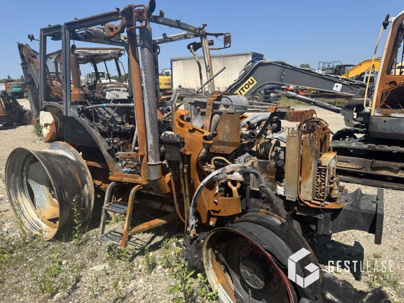 Claas Axos 340 - Traktor: 1 kép. Claas Axos 340 - Traktor: 1 kép.