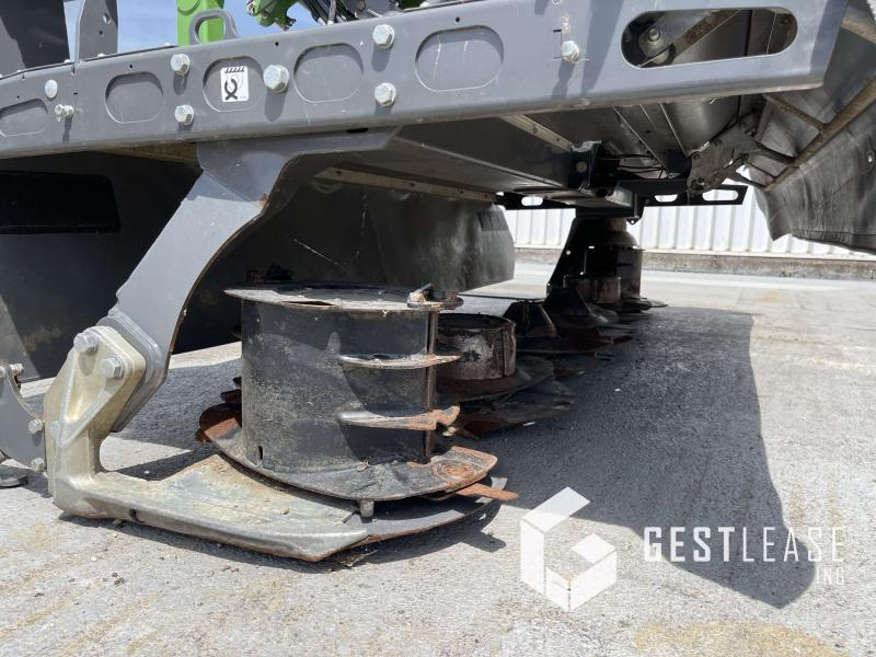 Fűkasza Fendt SLICER 310 FQ: 9 kép. Fűkasza Fendt SLICER 310 FQ: 9 kép.